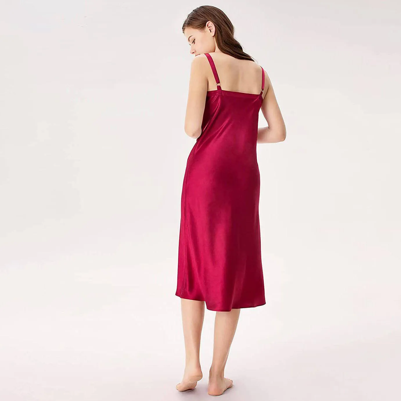 Adjustable Wide Straps Classic V Neck Silk Nightgown