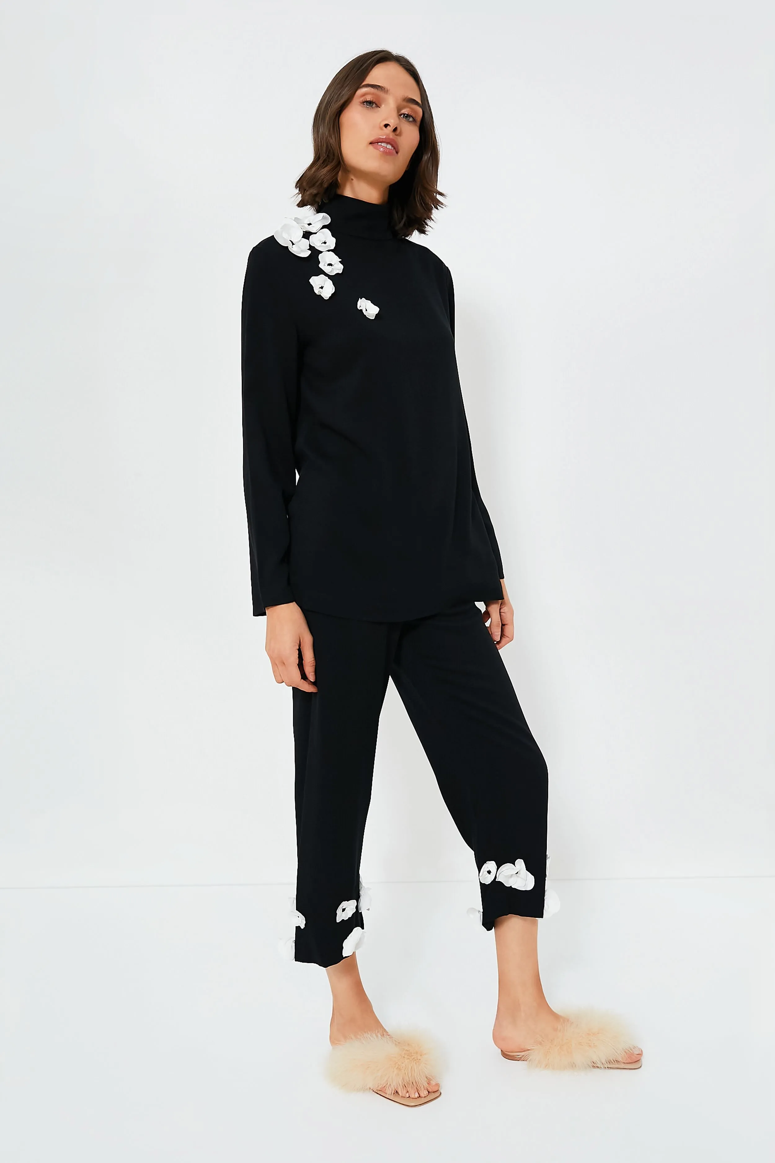 Black and White Bloom Tie Pajama Set