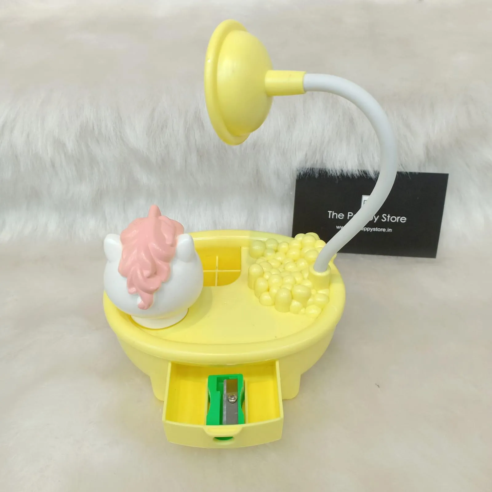 Cute Bathtub Table Lamp / Pencil Stand