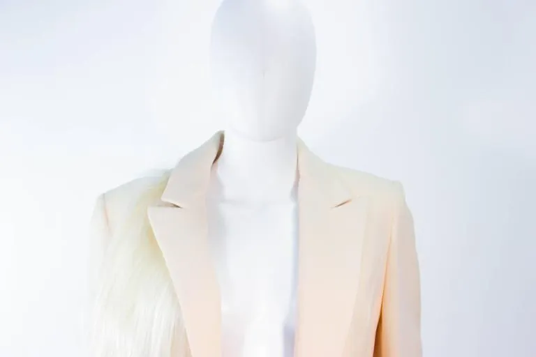 FAUSTO PUGLISI Vintage Silk Cream and White Goat Hair Blazer Size 46