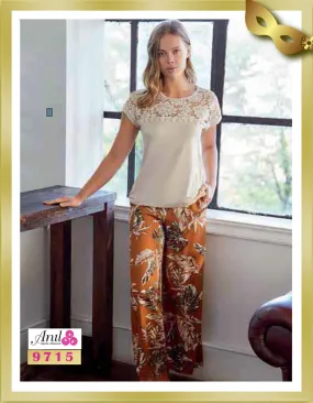 Lace Detailed Top and Printed Pants Pajamas 9715