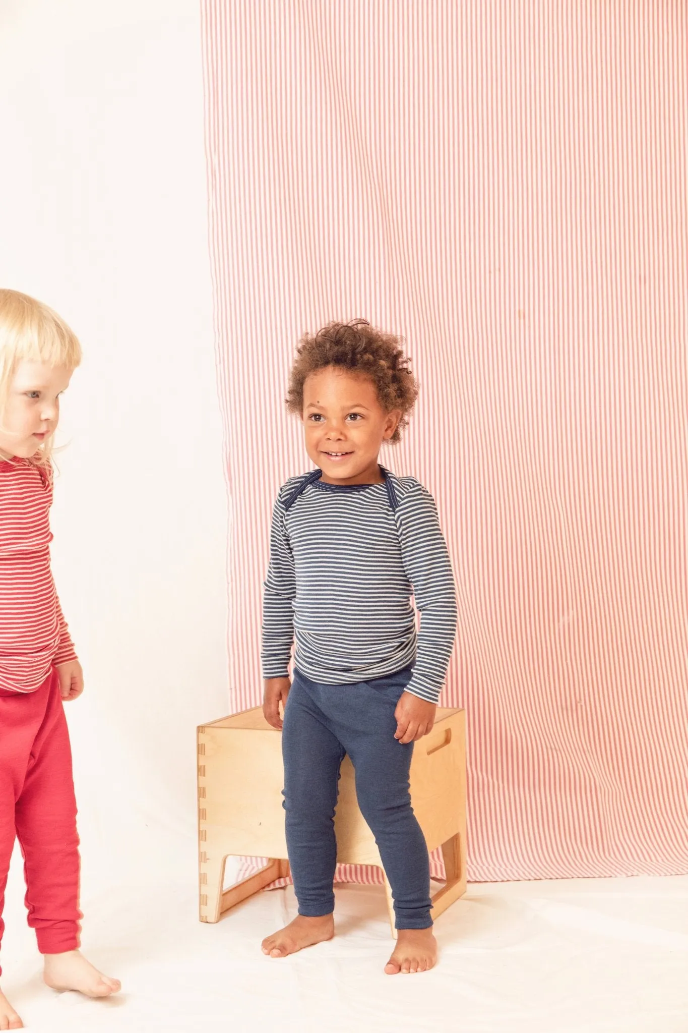 organic merino wool and silk kids leggings - navy