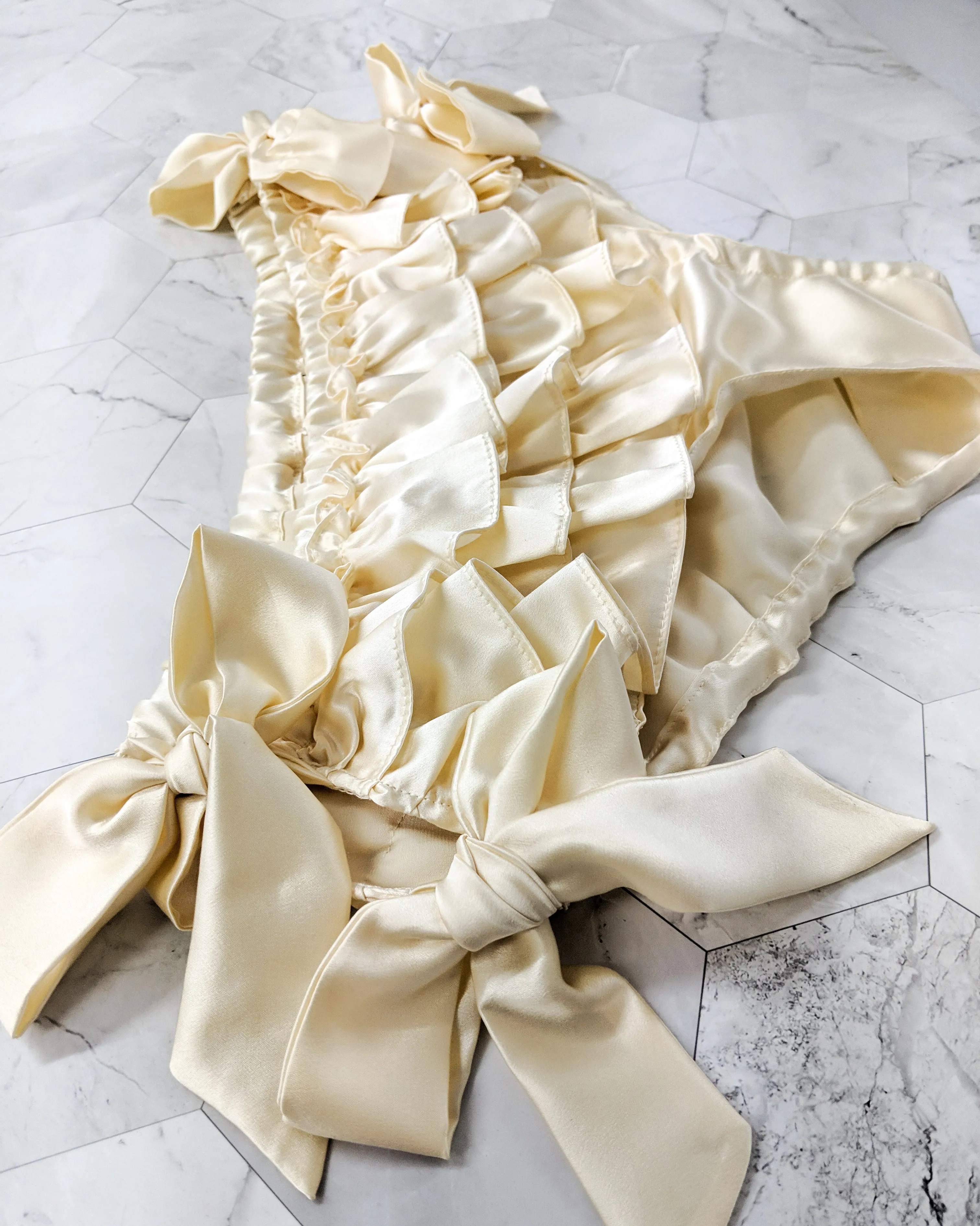 Silk ruffled panties