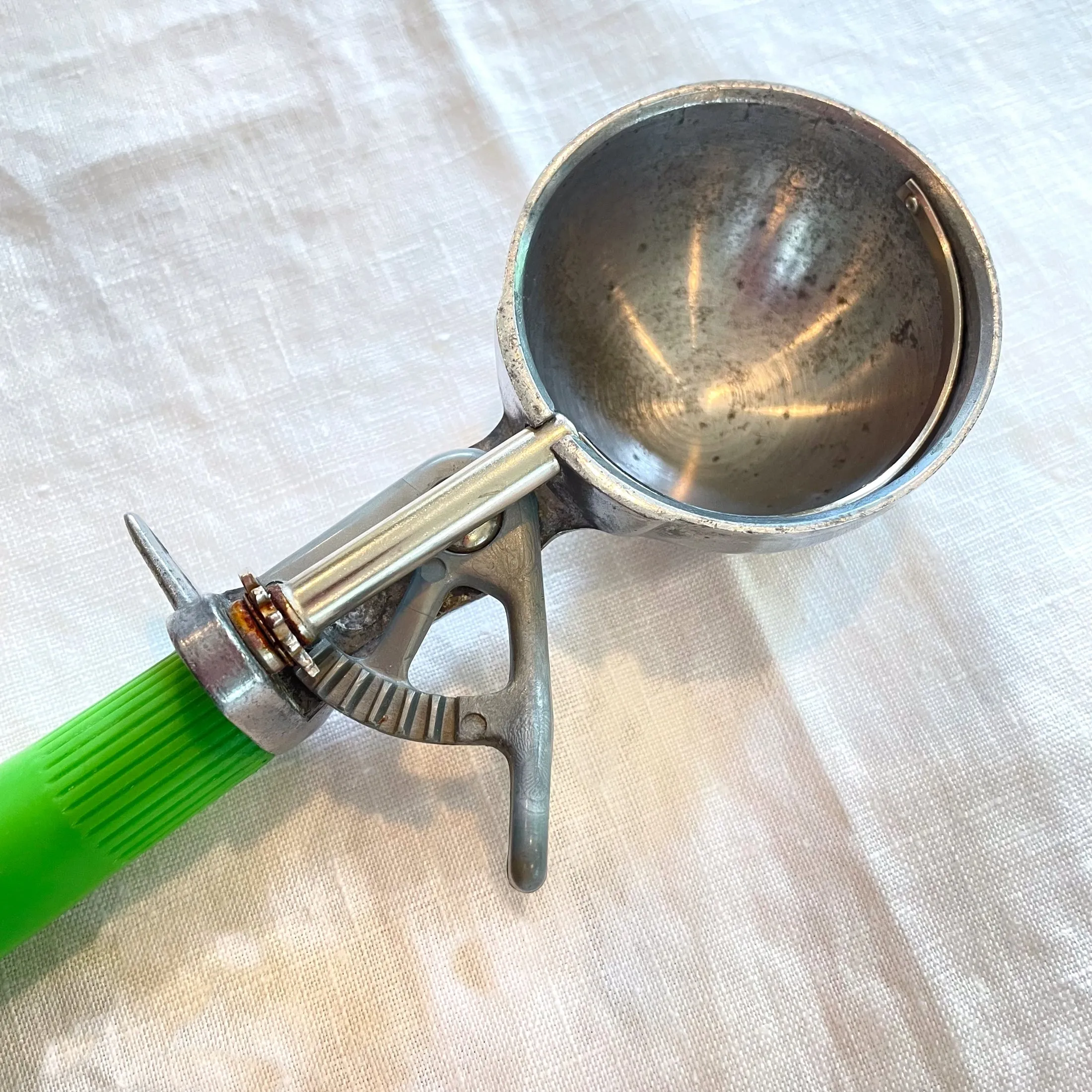 SOLD Vintage Ice Scream Scoop, Green Handle Bonny Prod NY