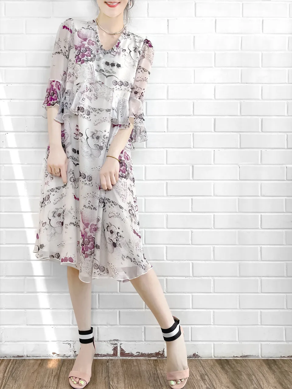 Surprise Sale! White Floral Prints Ruffle Elbow Sleeve Silky Dress