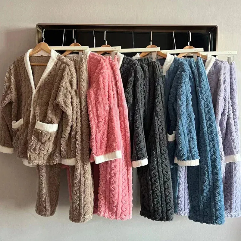 Trendy Women's Fleece Pajama Set - Cozy Cable Knit Loungewear