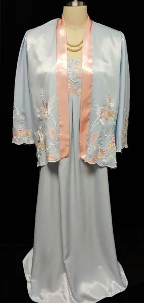 *VINTAGE NATORI BLUE & PEACH SATIN PEIGNOIR & NIGHTGOWN ADORNED WITH APPLIQUES