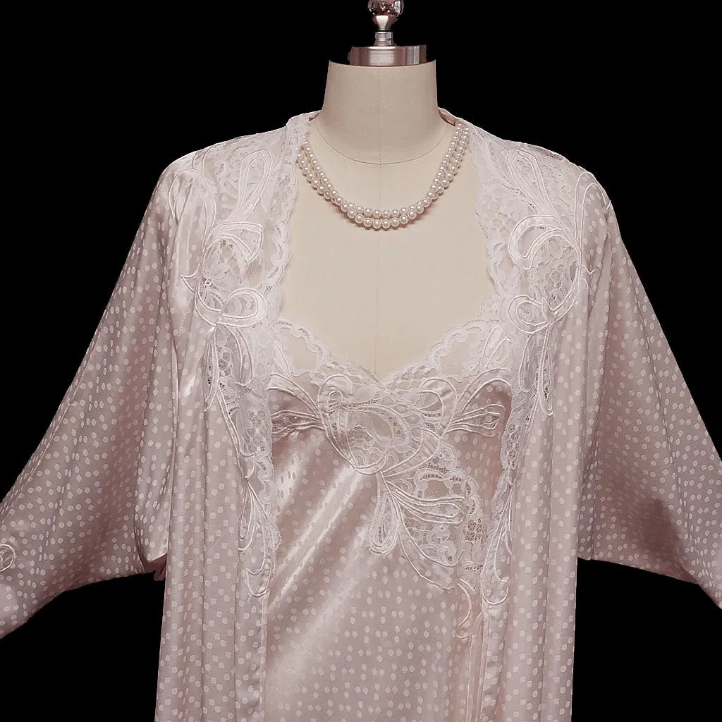 *VINTAGE NATORI SATINY PEIGNOIR & NIGHTGOWN ADORNED WITH DOTS, LACE & APPLIQUES IN BLUSH PINK